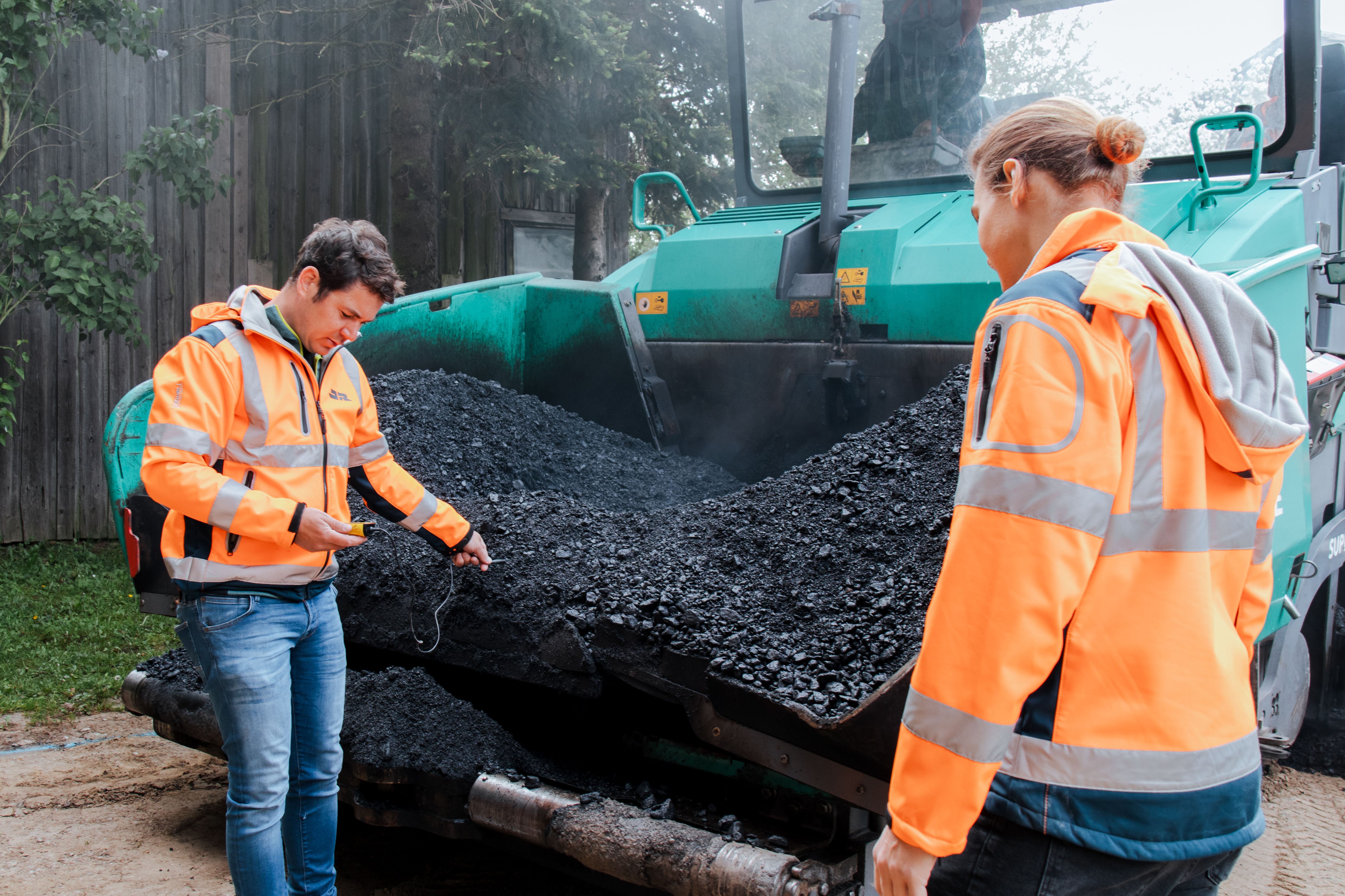 Temperaturmessung des temperaturabgesenkten Asphalts