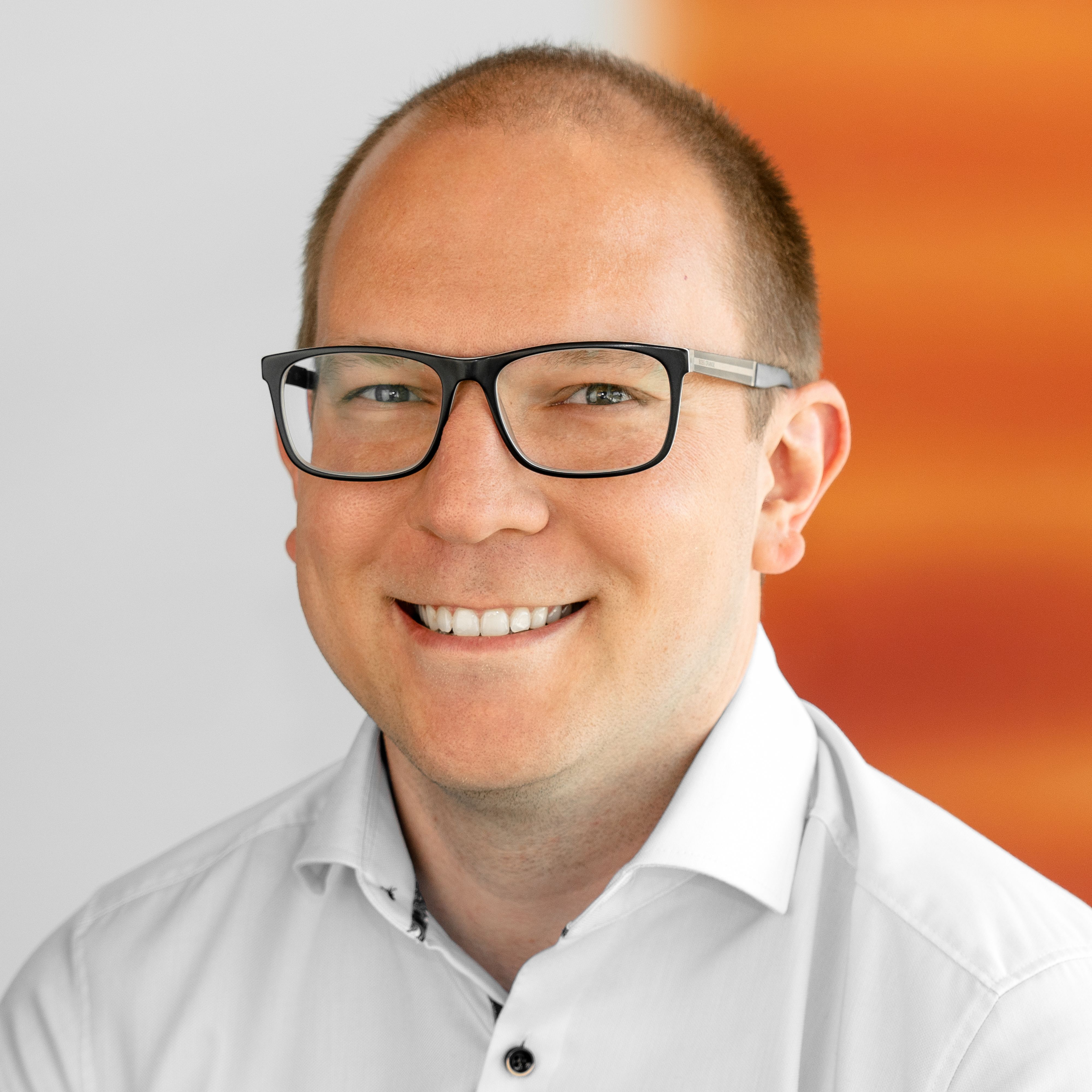 Portrait Daniel Pfeilschifter, Abteilungsleiter Einkauf, Josef Rädlinger Bauunternehmen GmbH