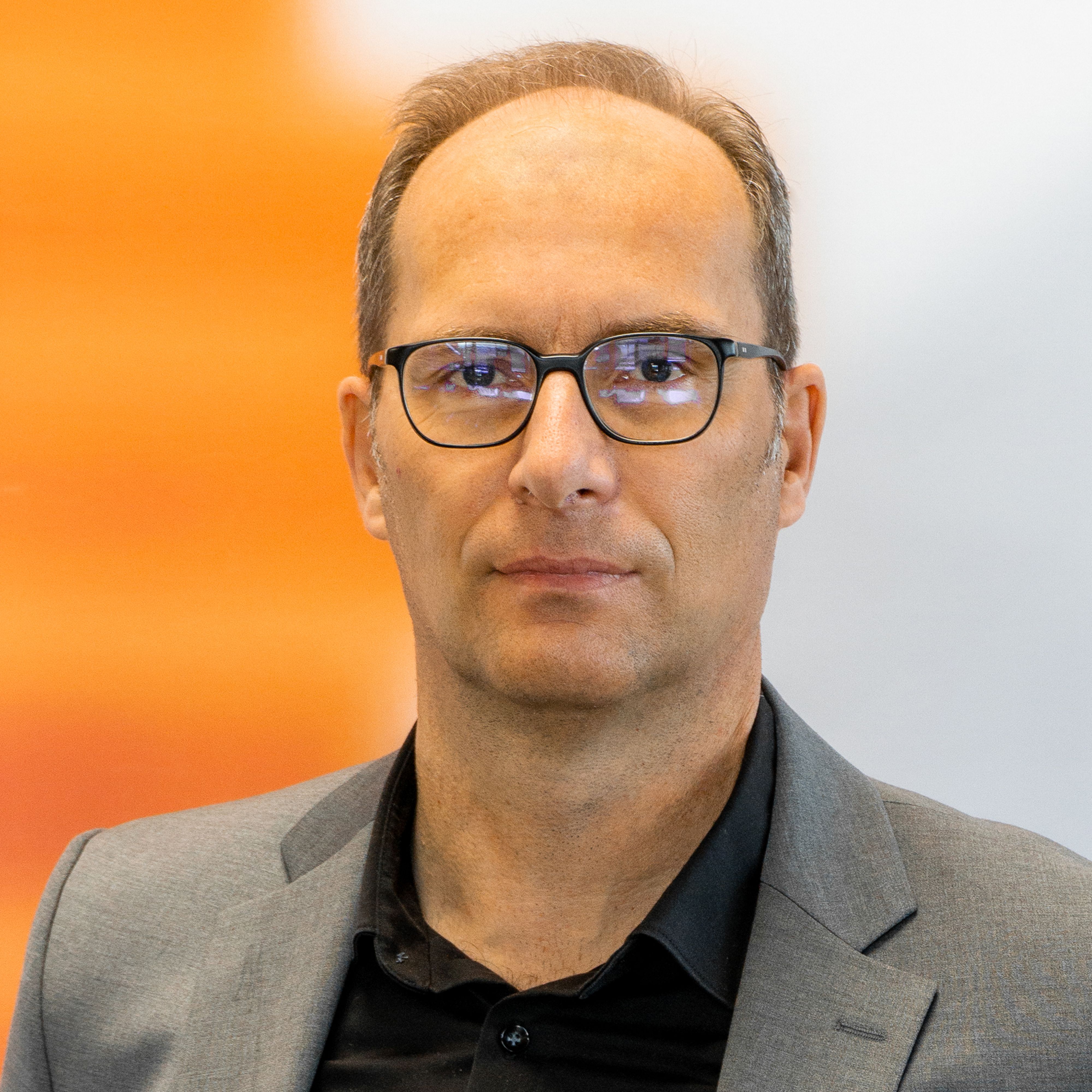 Portrait Michael Russ, Geschäftsführer Rädlinger Straßen- und Tiefbau GbmH Selbitz