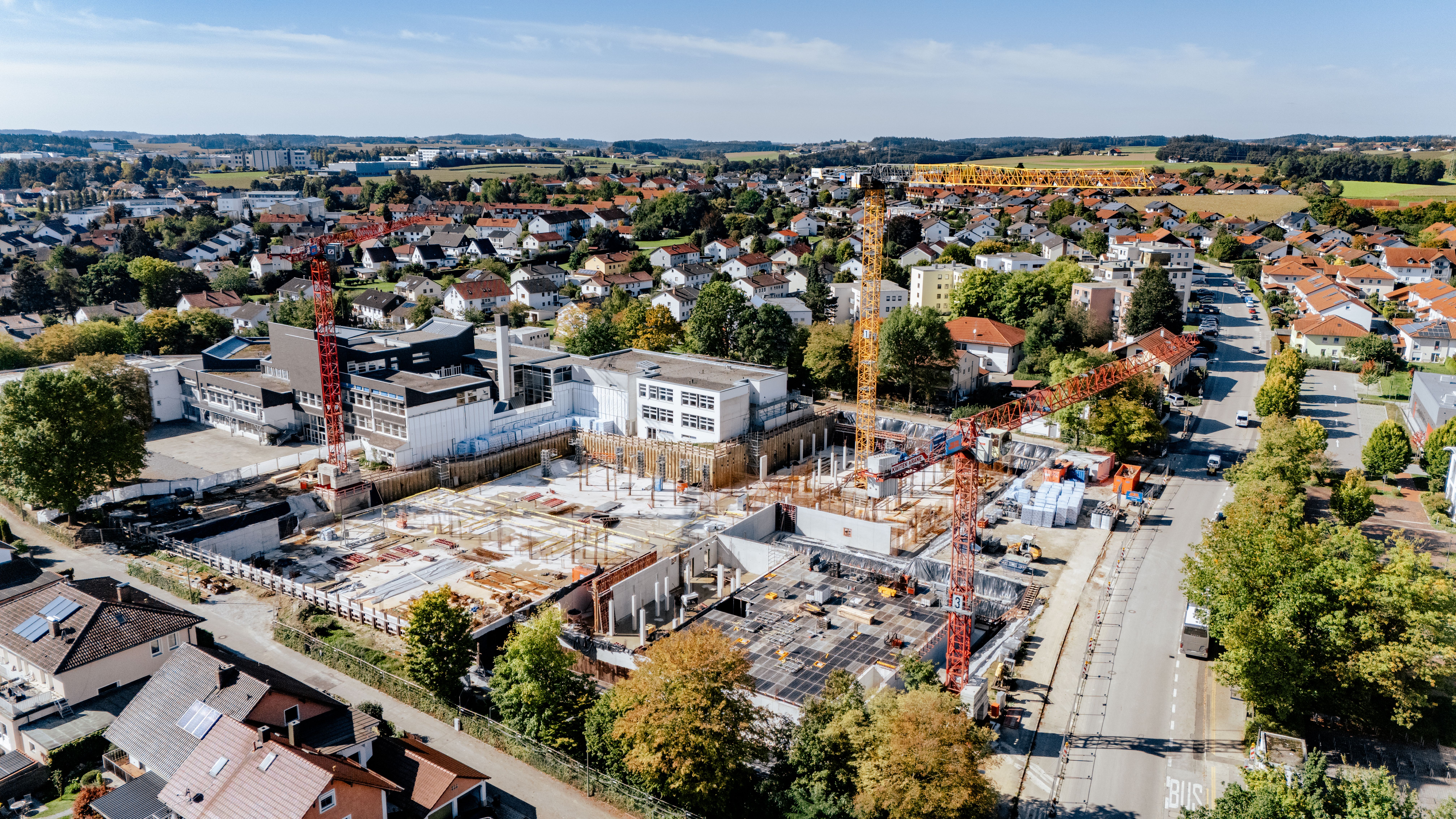 Luftaufnahme der Baustelle der Realschule Vilsbiburg