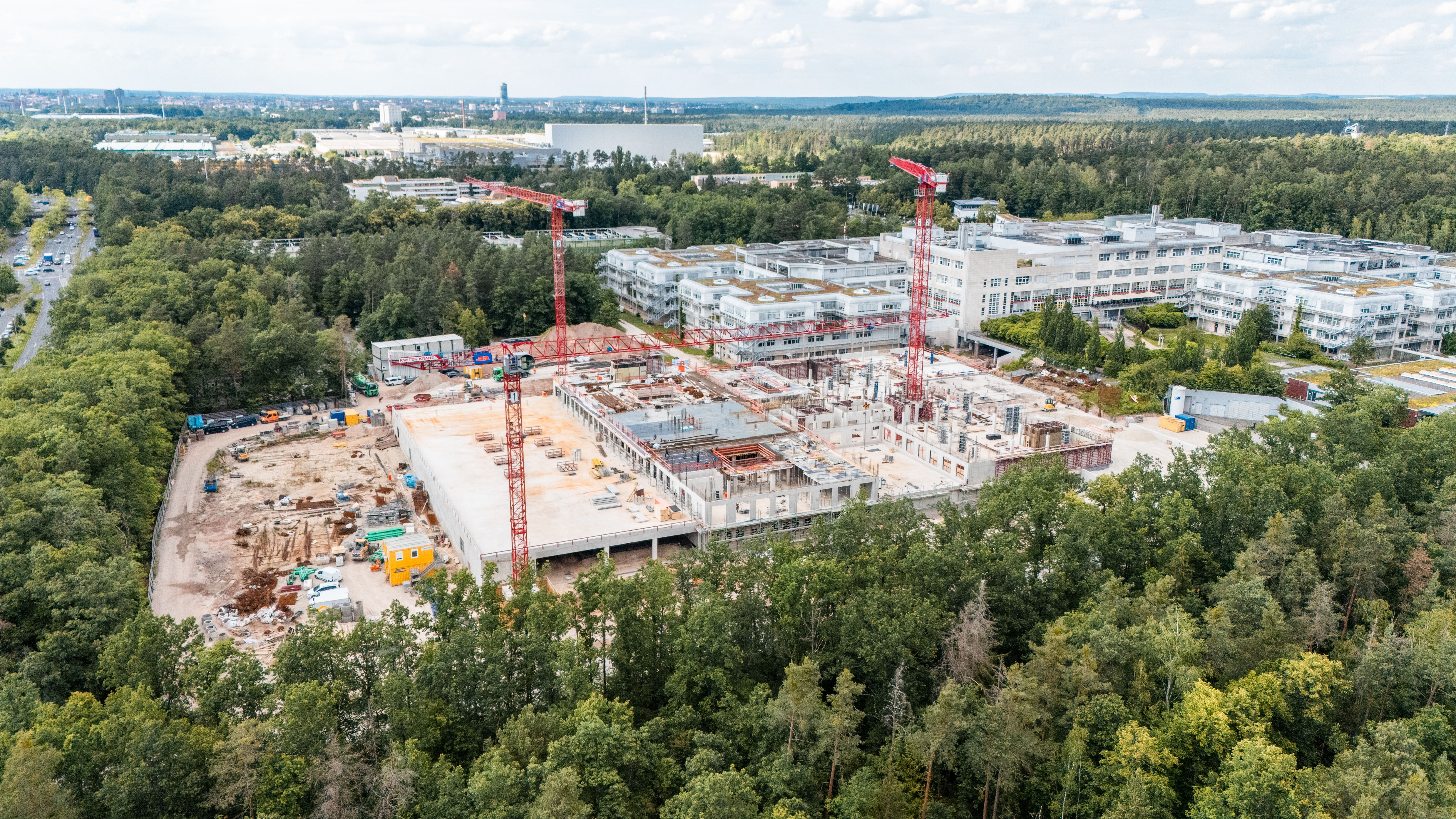 Neubau Kinderklinikum Nürnberg: Luftaufnahme von der Rohbau-Baustelle