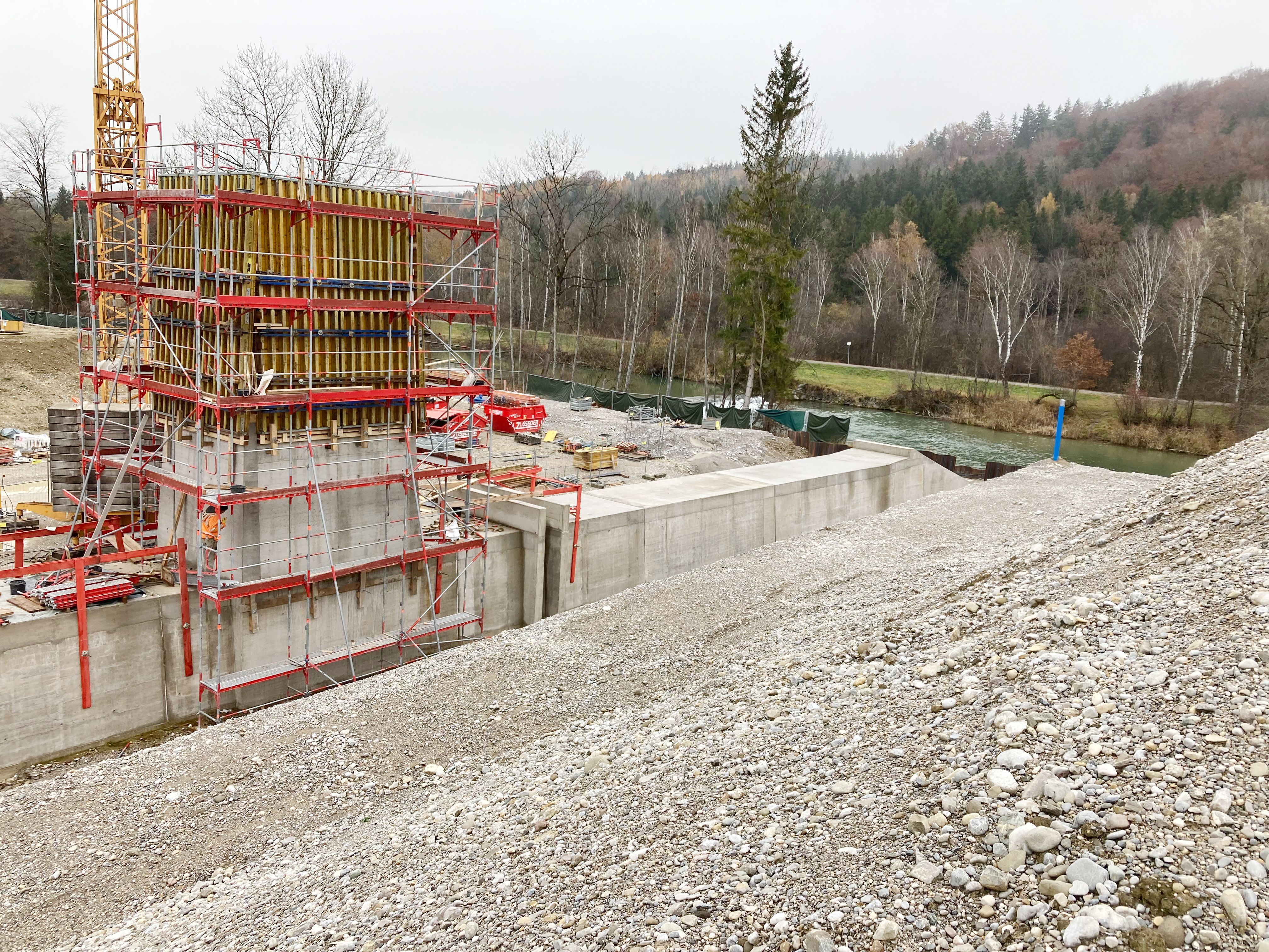 Auslassbauwerk mit Schachtbauwerk für Betriebsschütz